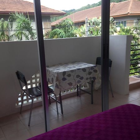 On Street Bed And Breakfast Ban Karon Exterior photo