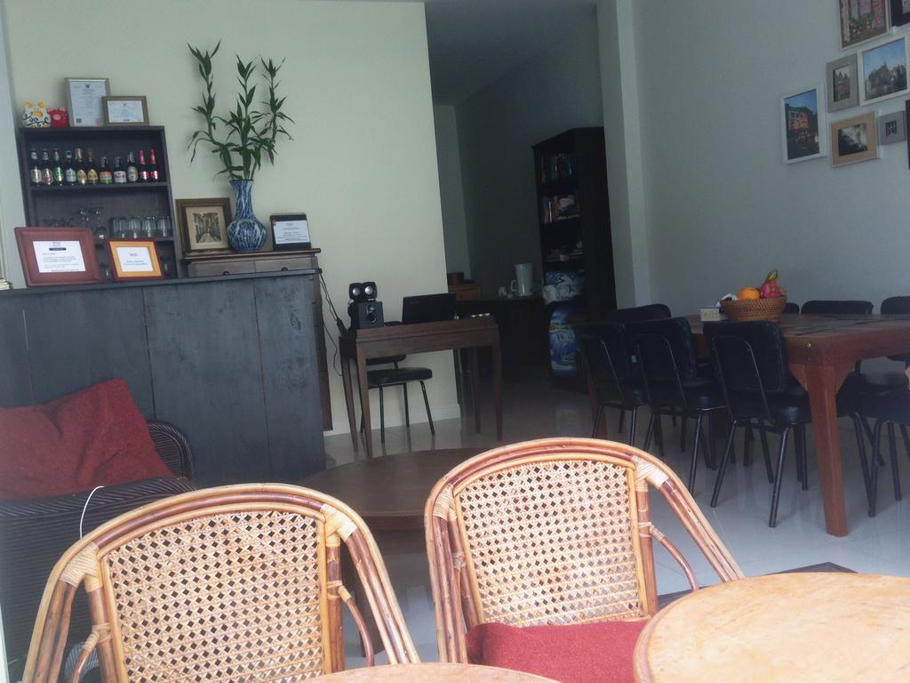 On Street Bed And Breakfast Ban Karon Exterior photo