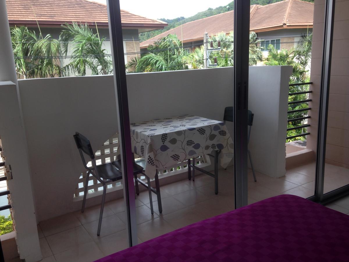 On Street Bed And Breakfast Ban Karon Exterior photo